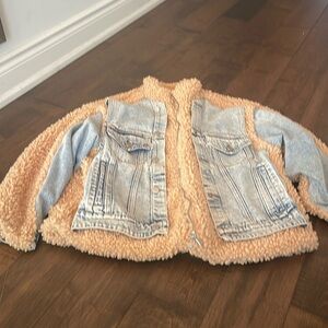 OVERSIZED BEAR JEAN JACKET💕
